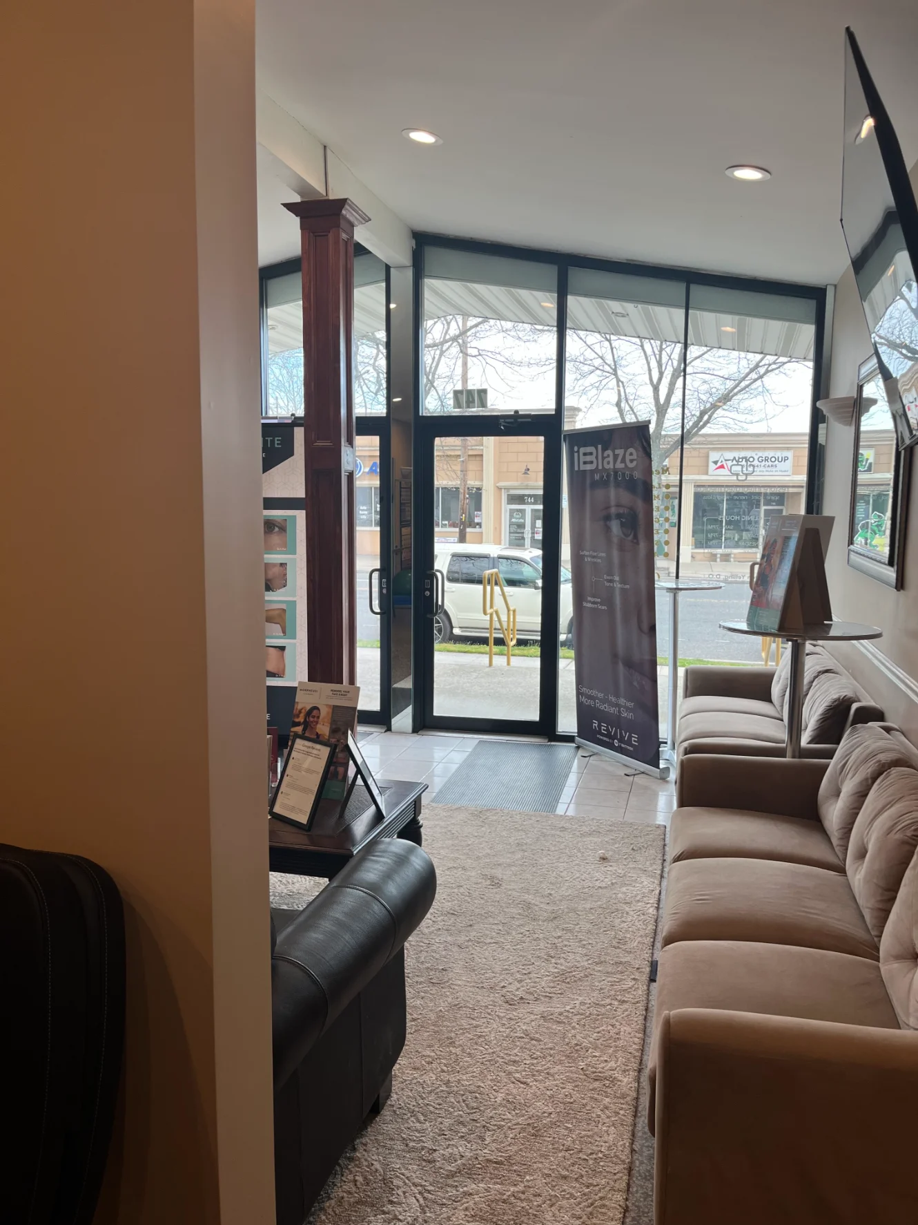 Integrated medical team providing pain relief solutions in Massapequa